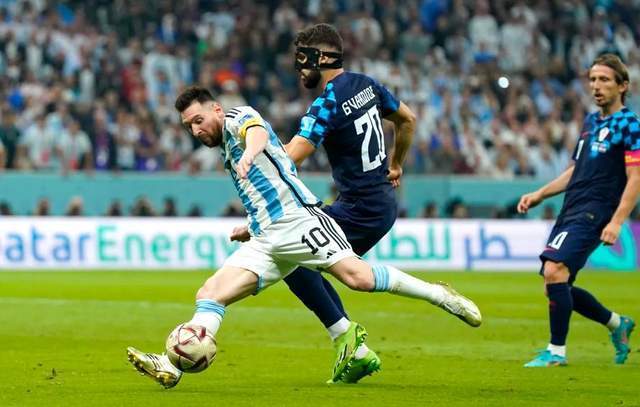 包含赛季终极对决:冠军悬念持续升温的词条 包含赛季终极对决:冠军悬念持续升温的词条