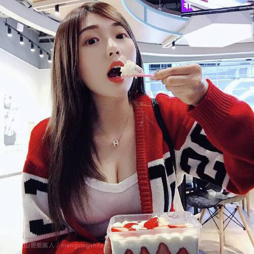 乐鱼体育登录-西甲焦点：皇马在补时绝杀巴萨，争冠形势发生微调，西甲第七轮皇马vs巴萨