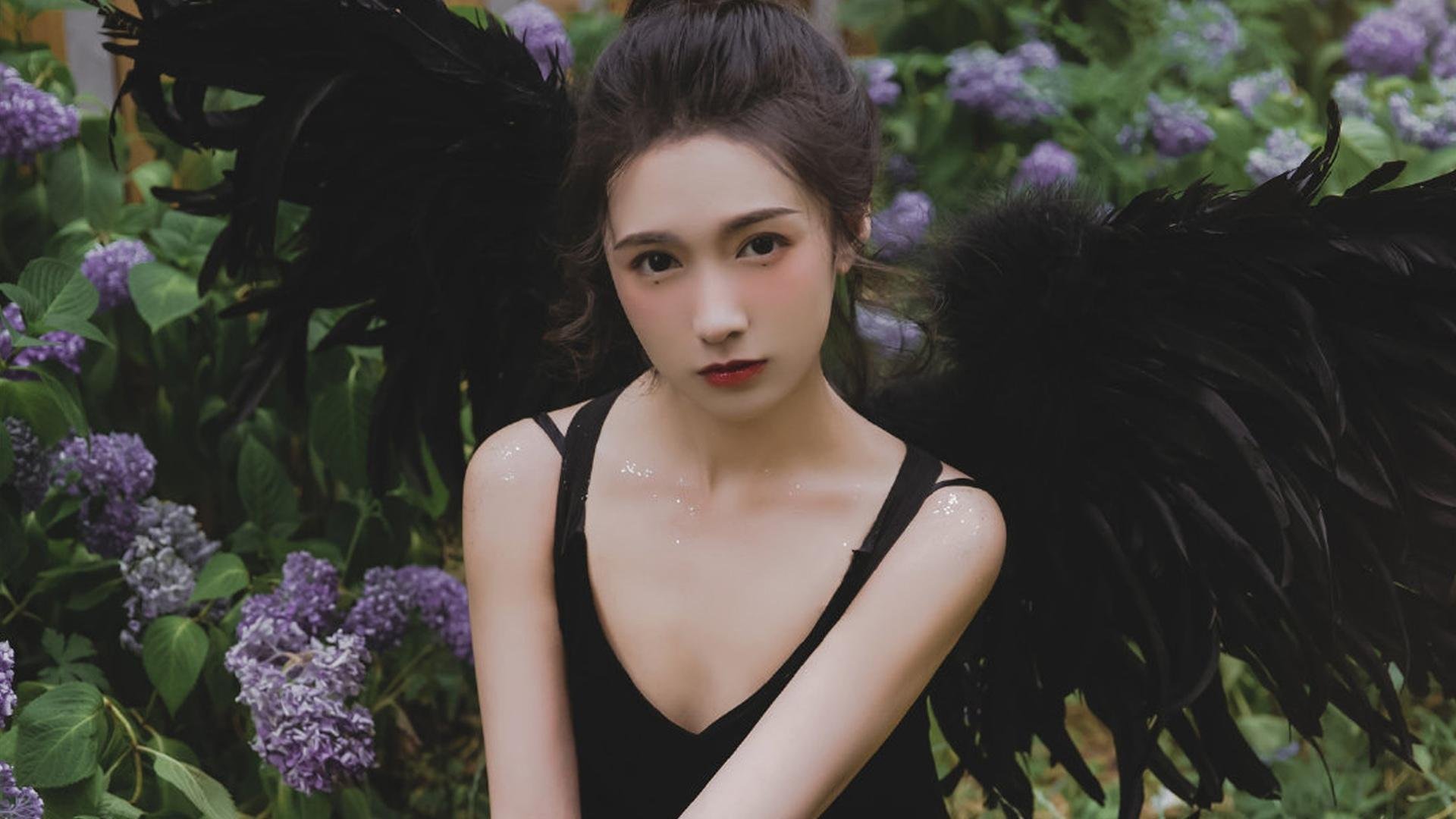 乐鱼电竞· (中国)官方网站-中后场传球节奏失控是否为比赛崩盘前兆，后场传球没有越位吗