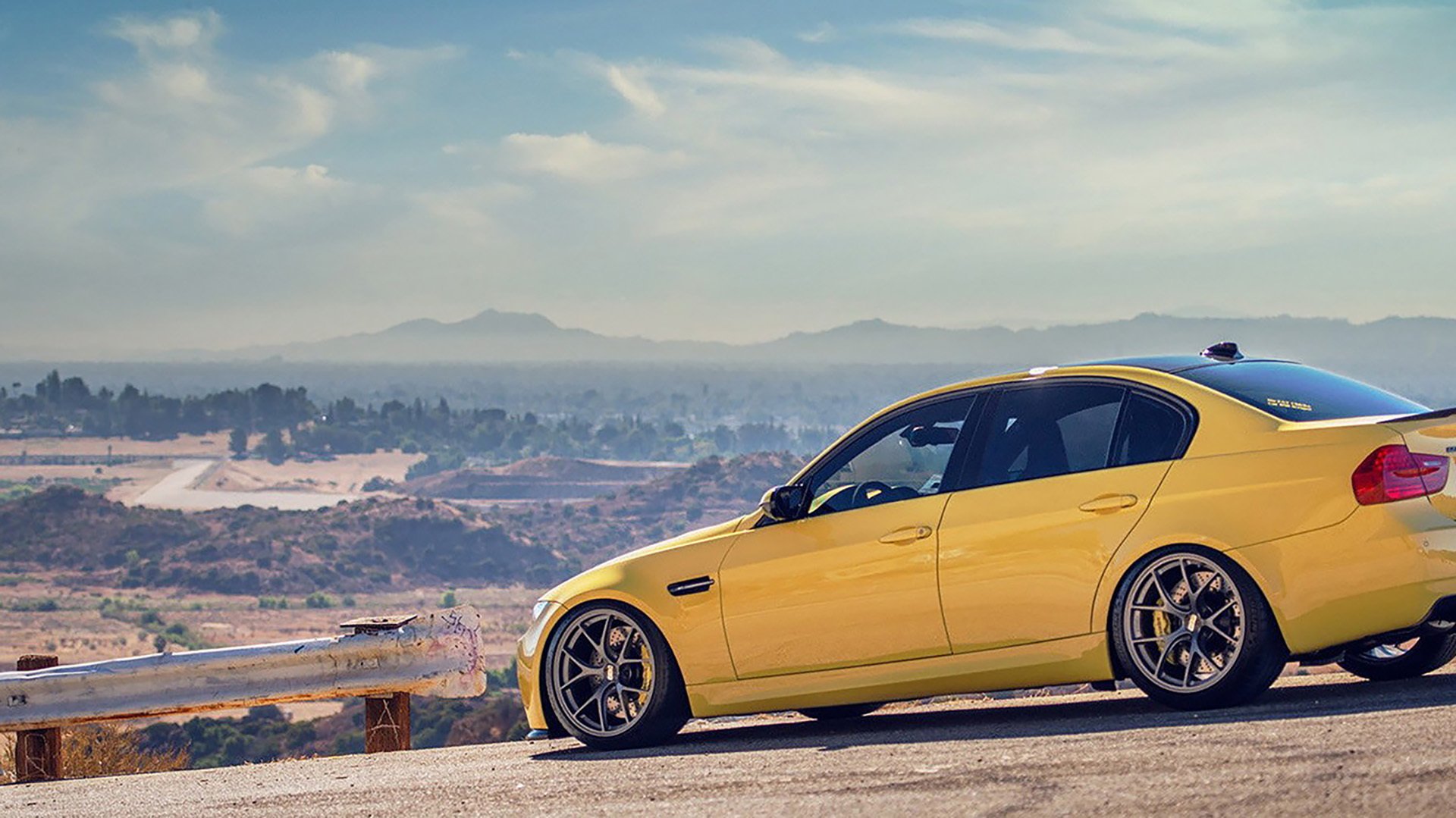 乐鱼（LEYU）体育-五大联赛至中层球队如何通过定位球机会差距缩窄，五大联赛的球场一样大吗