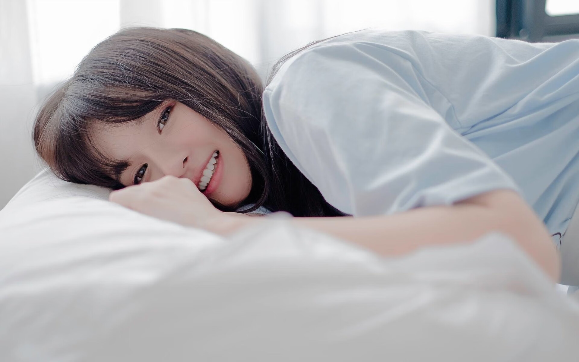 梅西中场吊射惊艳全场球迷,梅西中场过人