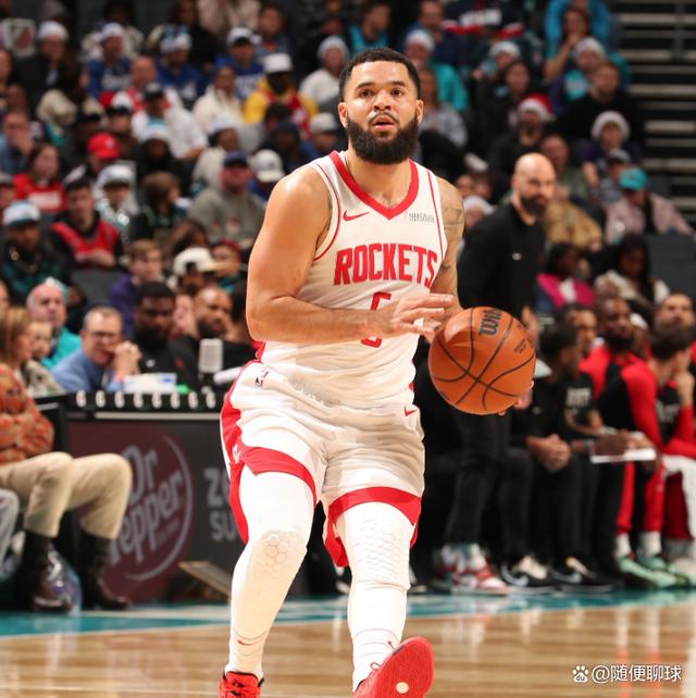 乐鱼体育APP:猛龙卫冕之路,范弗利特能否延续上赛季的出色表现?的简单介绍